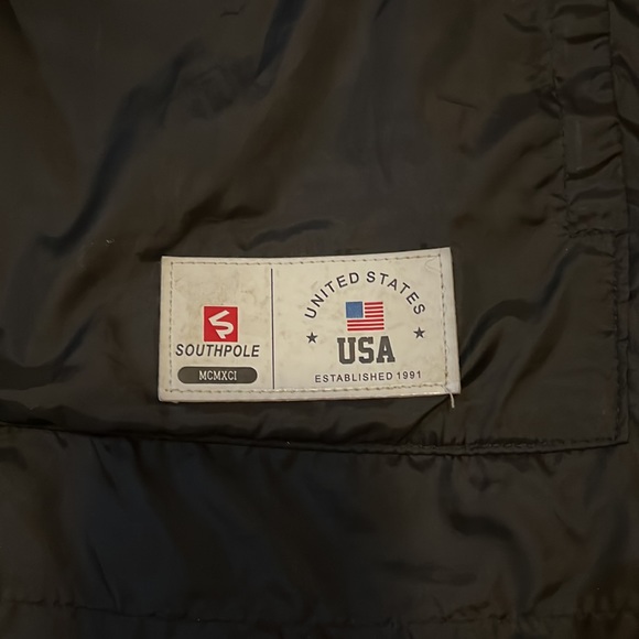 Southpole ‘Run The Block’ USA Zip Up Pullover Windbreaker - Picture 3 of 4